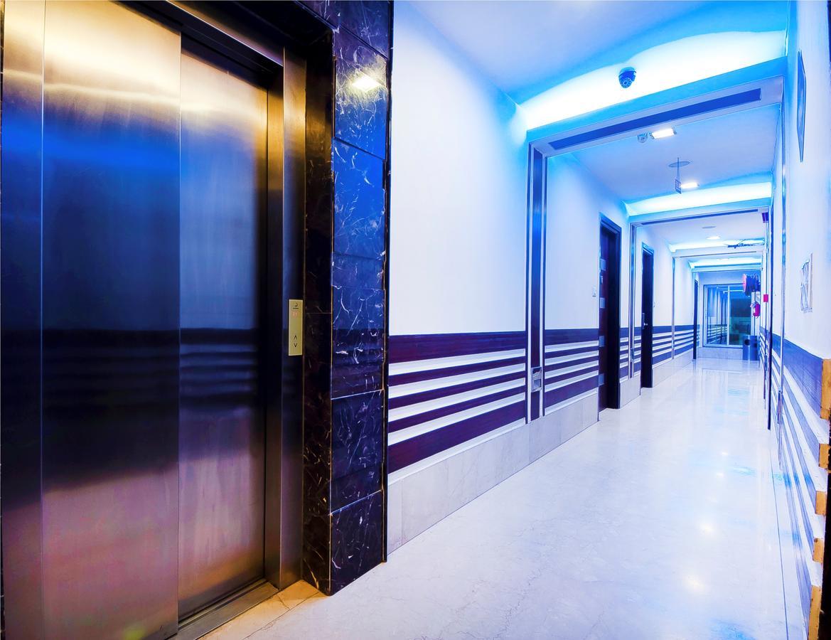 Hotel Amaltas International - Delhi-16 Ню Делхи Екстериор снимка