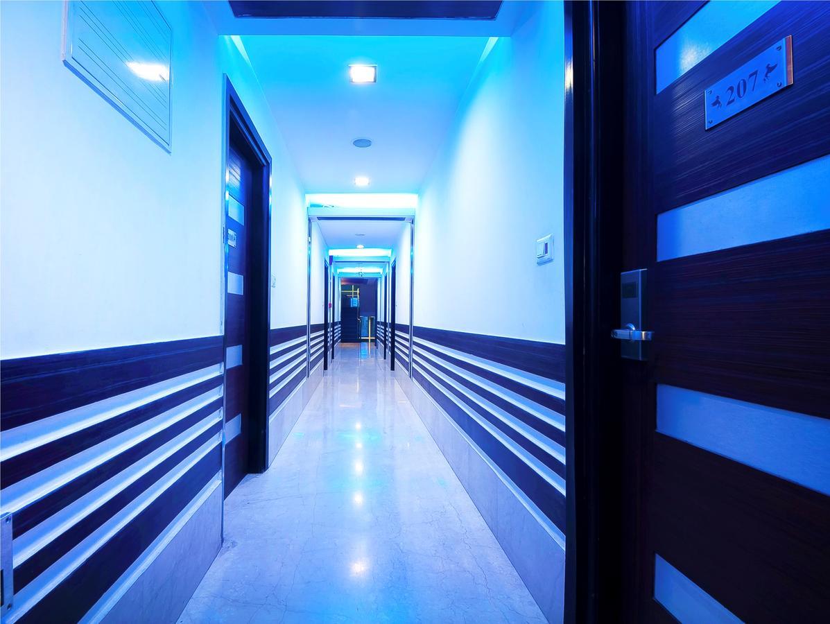 Hotel Amaltas International - Delhi-16 Ню Делхи Екстериор снимка