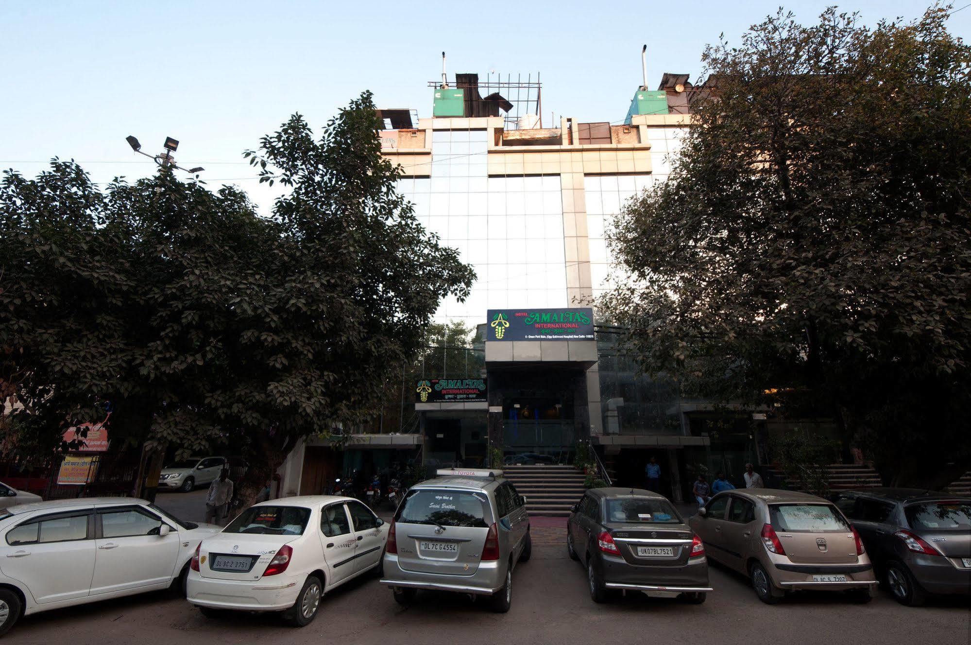 Hotel Amaltas International - Delhi-16 Ню Делхи Екстериор снимка