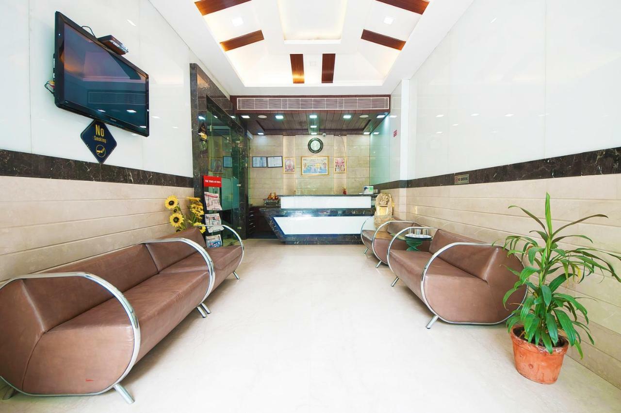 Hotel Amaltas International - Delhi-16 Ню Делхи Екстериор снимка